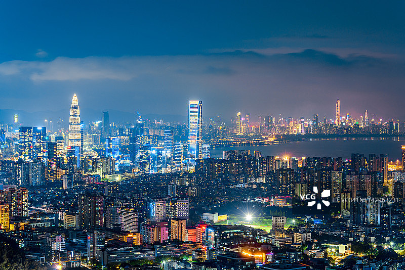 深圳湾城市天际线图片素材