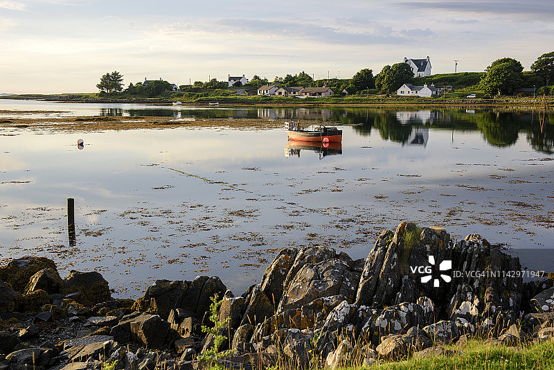 苏格兰马尔岛布内桑海湾图片素材