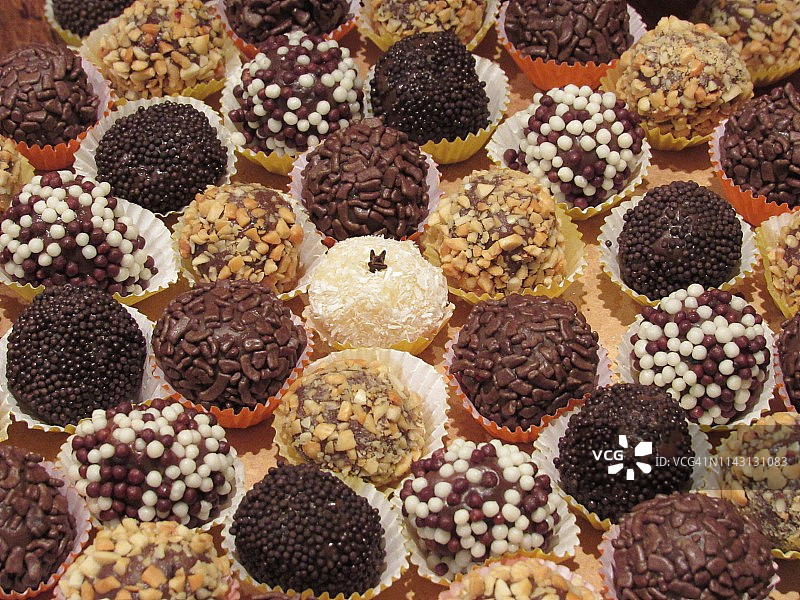 巴西巧克力球特写图片素材