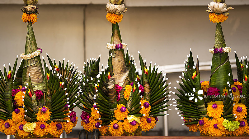 泰式吉祥花串：祭祀仪式用品图片素材