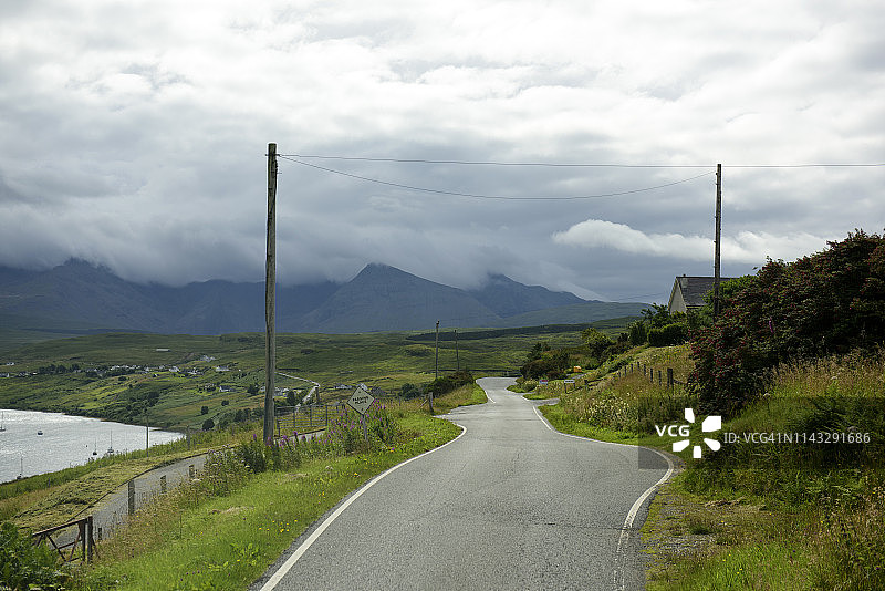 苏格兰斯凯岛波特纳隆沿海公路图片素材