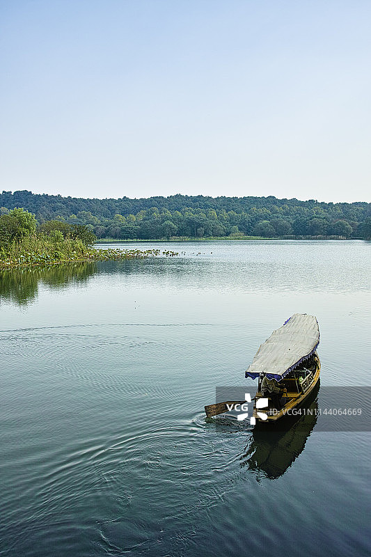 泛舟杭州西湖图片素材