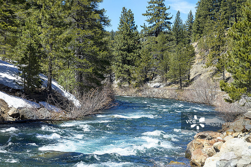 特拉基河步道7图片素材