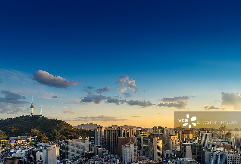 韩国首尔明洞南山日落风光图片素材