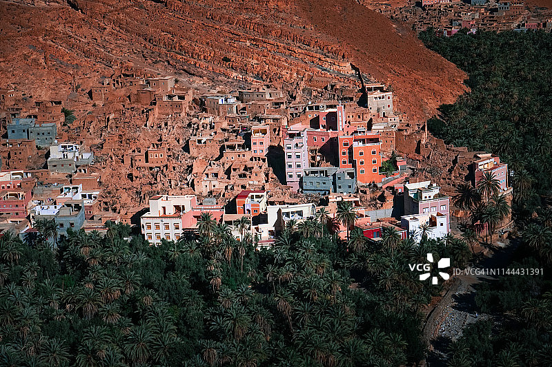 非洲摩洛哥山区古老村庄图片素材