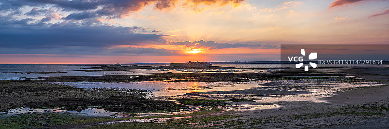 布洛克堡海滩图片素材