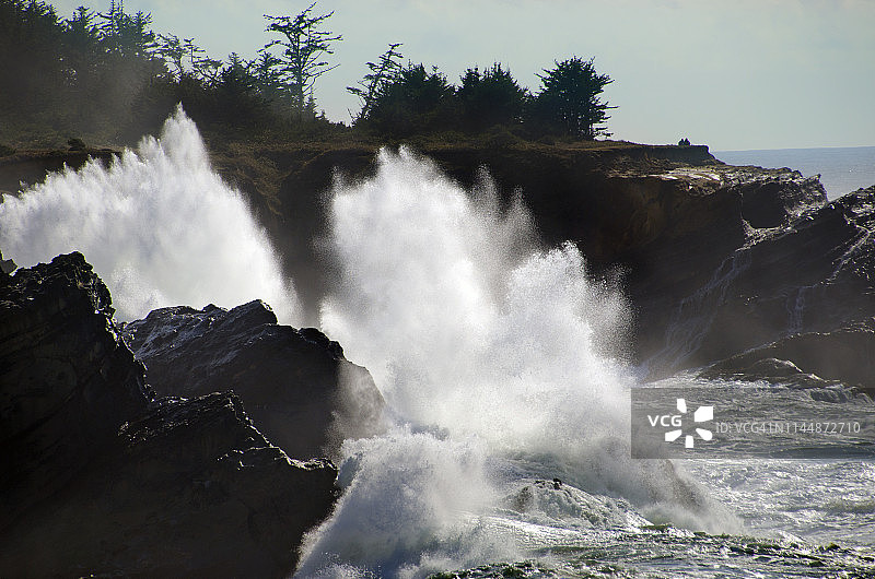 麦卡洛纪念桥图片素材