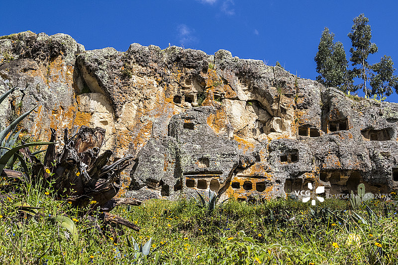 奥图斯科墓地群考古遗址图片素材