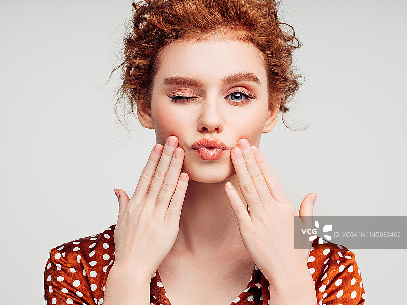 漂亮的女人图片素材