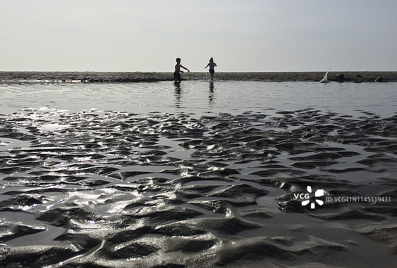 沙滩上的乐趣图片素材