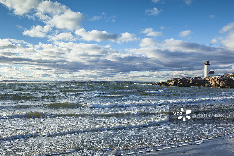 美国新英格兰马萨诸塞州安尼斯夸姆灯塔秋景图片素材