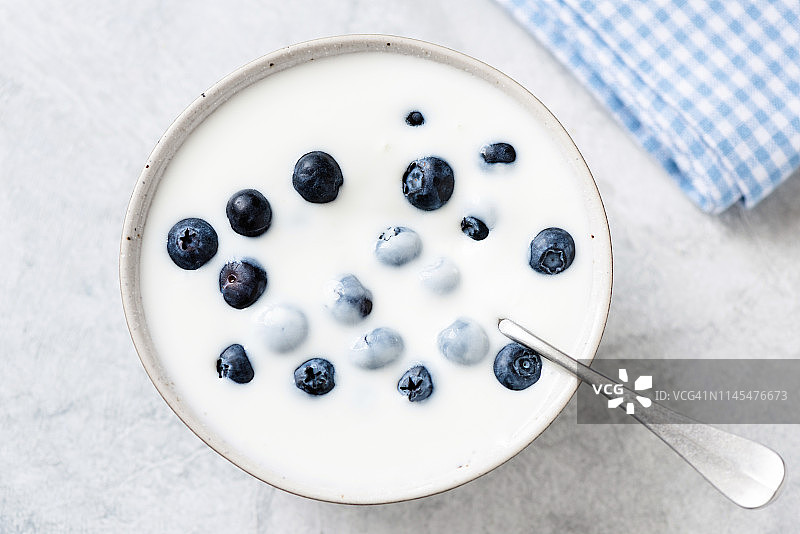 碗里的蓝莓酸奶图片素材