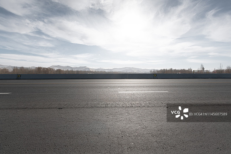 荒野公路图片素材