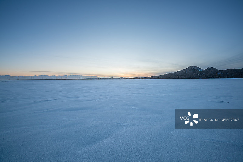 黄昏雪景图片素材
