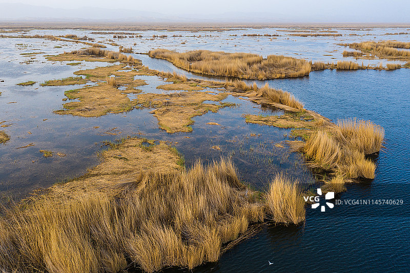 新疆博斯腾湖图片素材