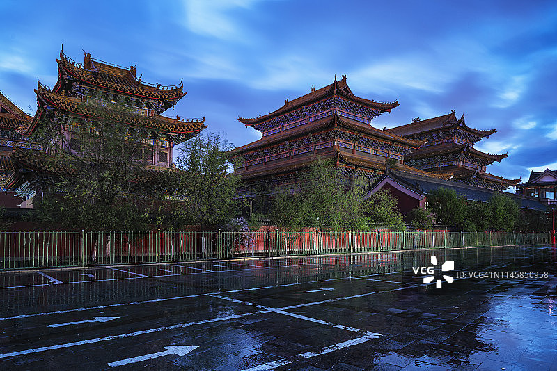 呼和浩特旧城的大召寺图片素材