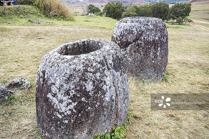 老挝川圹高原石缸平原，丰沙湾附近图片素材
