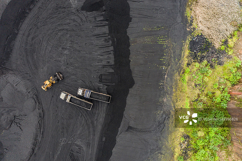煤矿矿物开采图片素材