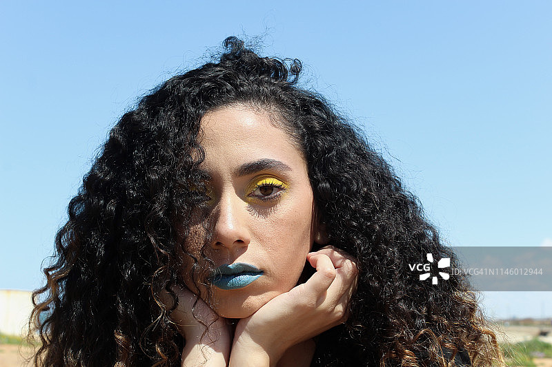 敢于直视我的眼睛图片素材