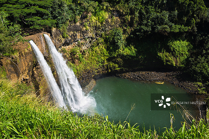 夏威夷考艾岛怀卢阿瀑布的风景图片素材