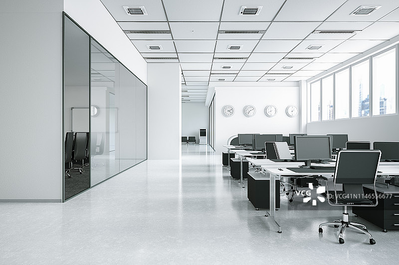 现代办公场所，配有办公桌图片素材