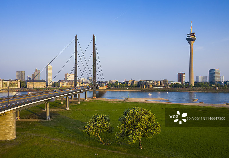 杜塞尔多夫的日落图片素材