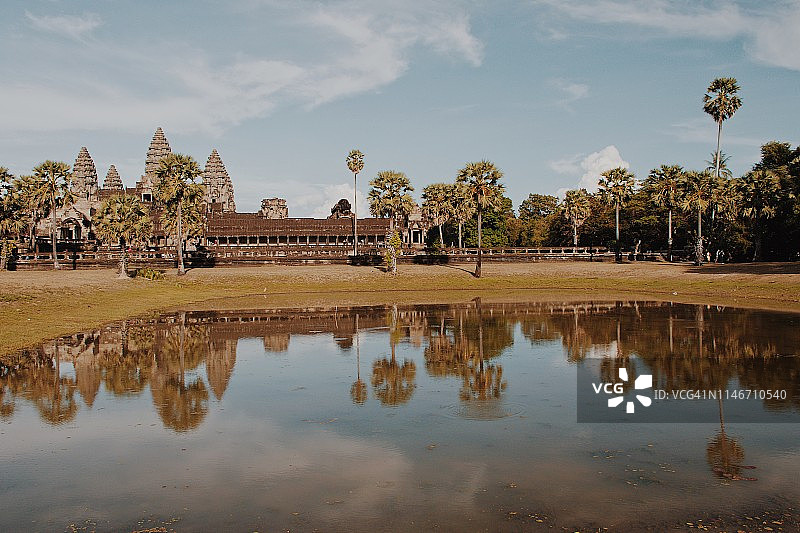 柬埔寨暹粒吴哥窟寺庙美景图片素材