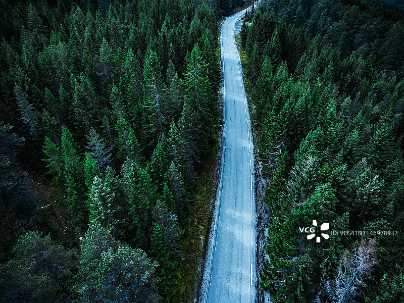 前进的道路 - 挪威的乡村公路图片素材
