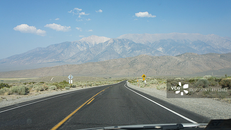 加利福尼亚本顿山区公路图片素材