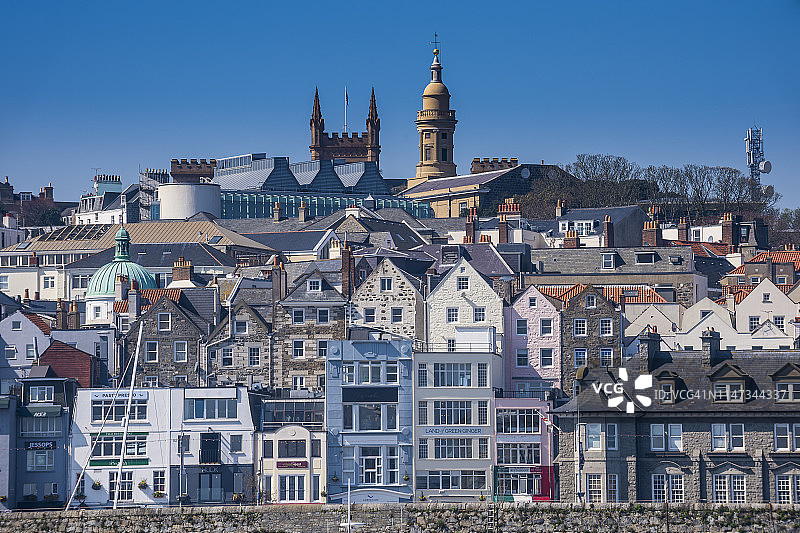 英国、海峡群岛、格恩西岛、圣彼得港的海滨图片素材