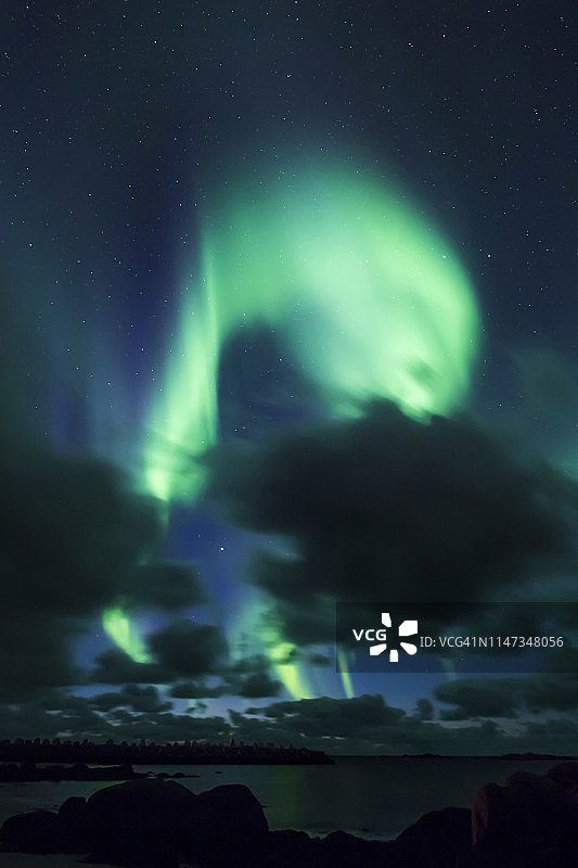 挪威罗弗敦群岛埃格姆的北极光图片素材