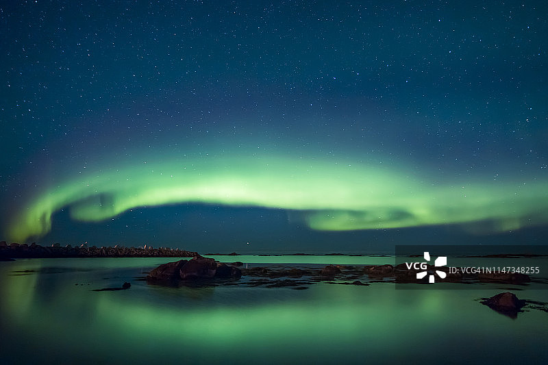 挪威罗弗敦群岛埃格姆的北极光图片素材