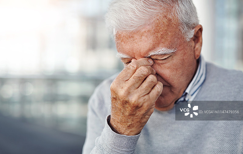 我只是非常想念她图片素材