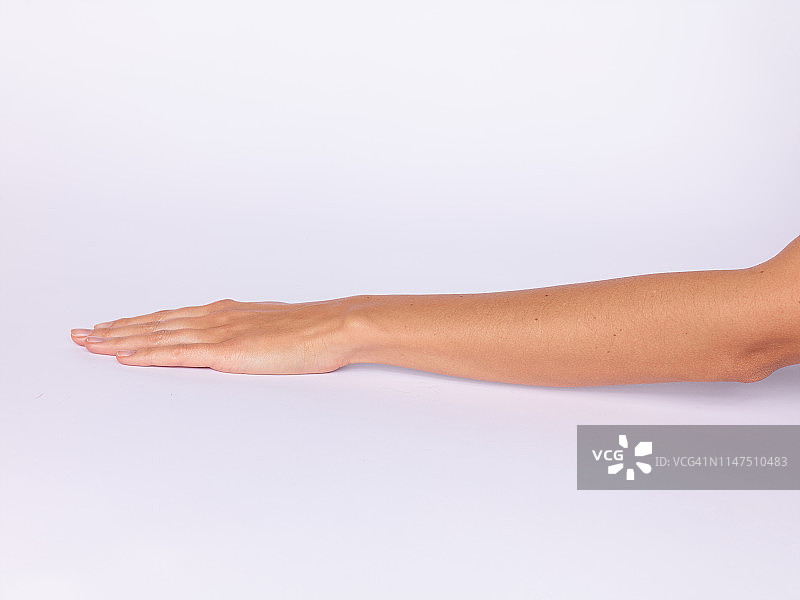 年轻女子手部姿势图片素材