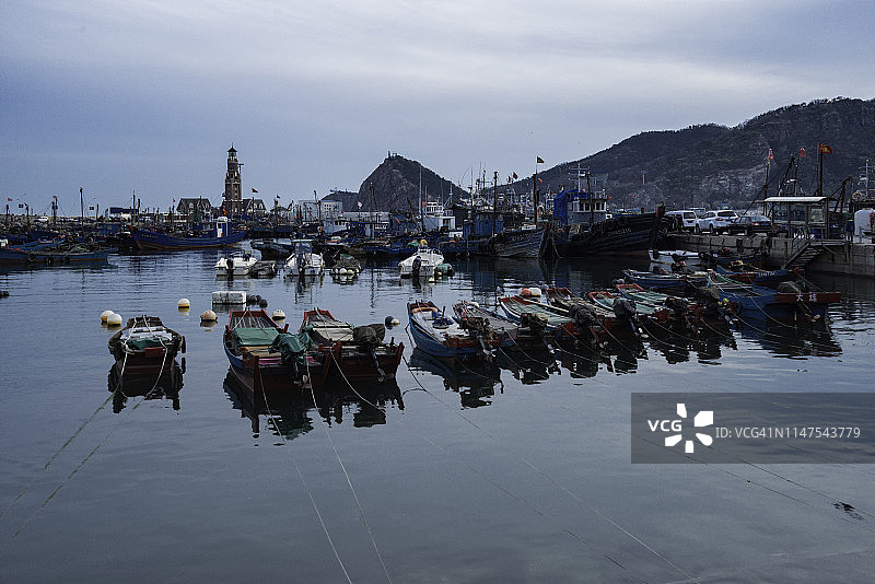 蓝色渔港图片素材