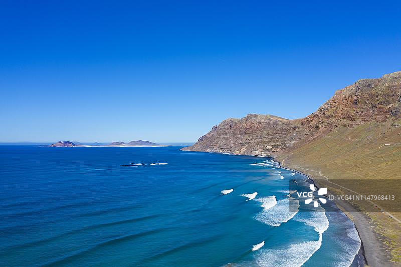 西班牙兰萨罗特法马拉海滩图片素材