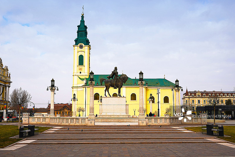 罗马尼亚特兰西瓦尼亚奥拉迪亚的联盟广场图片素材