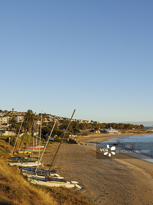 南非西开普省莫塞尔湾桑托斯海滩图片素材