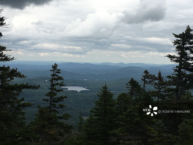 亚当斯山图片素材