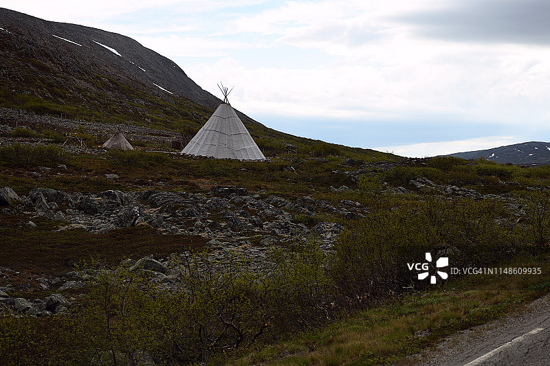 挪威北部谢勒峡湾的拉夫武图片素材