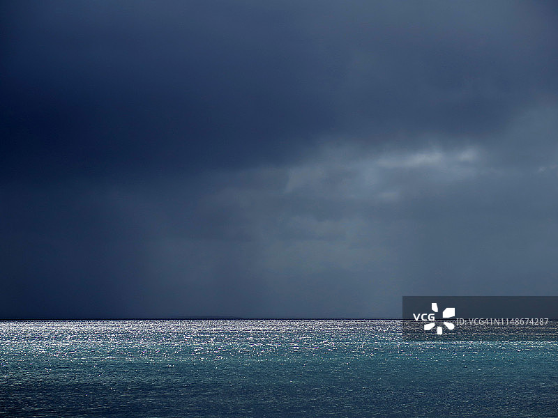 加勒比海的暴风雨天空图片素材