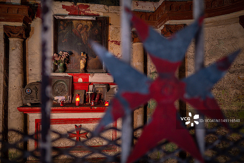 港口附近的地下祭坛图片素材
