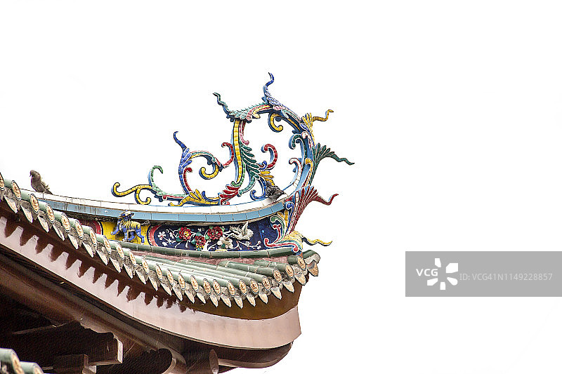 南普陀寺古建筑上的龙雕塑图片素材