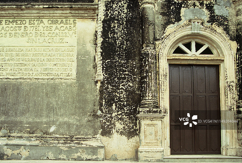 尼加拉瓜莱昂主教座堂侧面外墙的细节图片素材