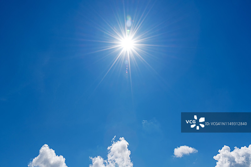蓝天与阳光图片素材