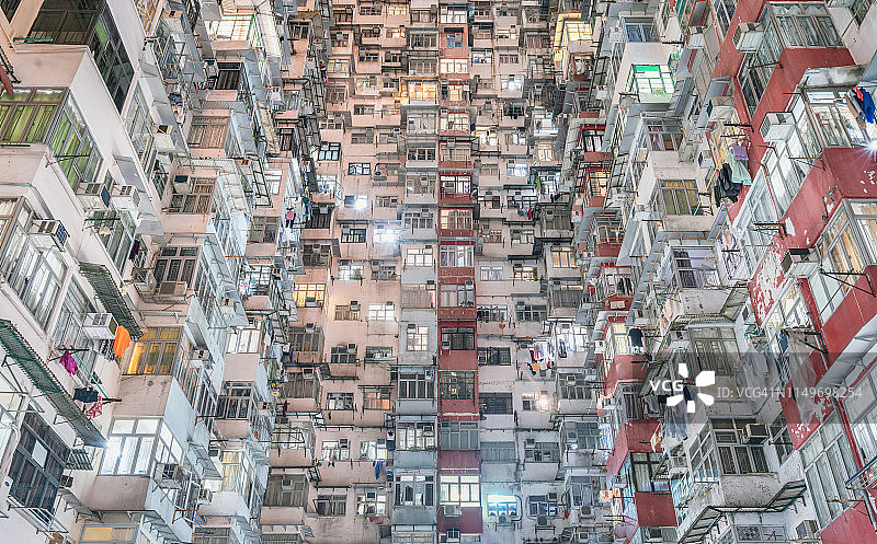 夜间住宅楼图片素材