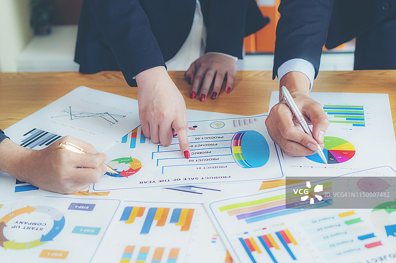 分析头脑风暴商业工作报告概念图片素材
