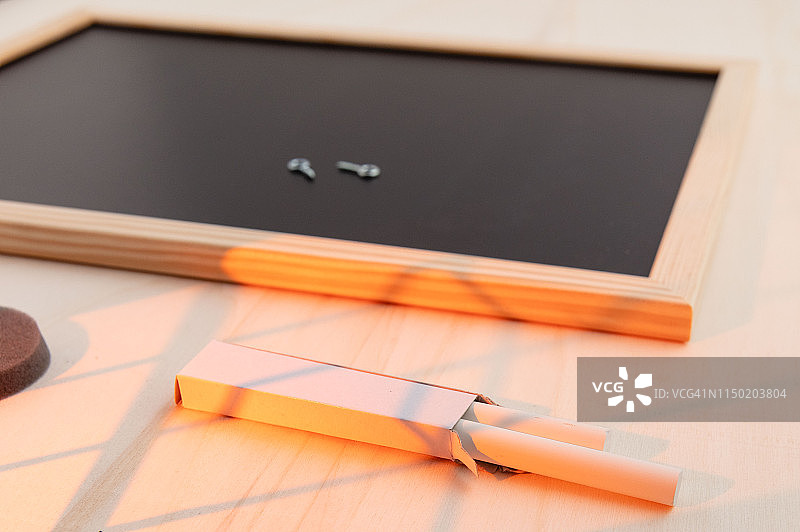 白色粉笔图片素材