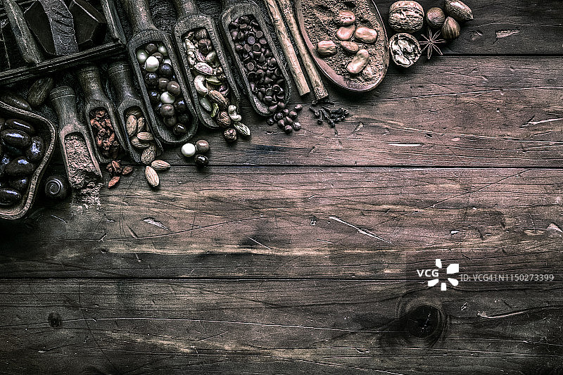 什锦巧克力坚果干果复古边框图片素材