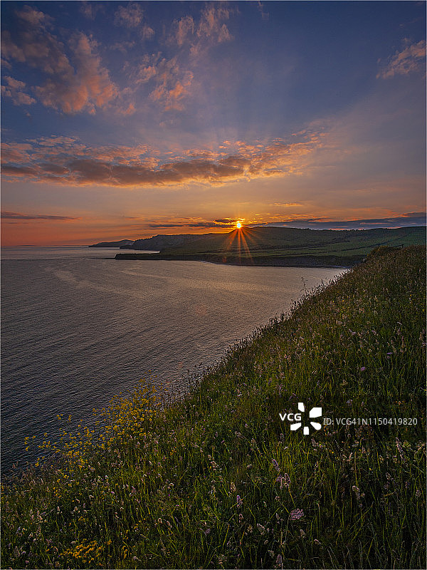 英格兰多塞特郡侏罗纪海岸金meridge海湾日落图片素材